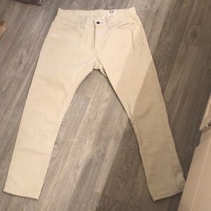 Cream Levi’s corduroys